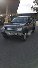 foto Mitsubishi Motors L-200 2.4L Work CR 4X2 usado (2012) color Gris precio $7.100.000
