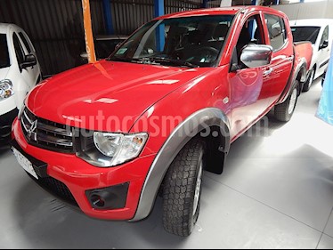 foto Mitsubishi L-200 2.4L Katana CRT 4X4 usado (2016) color Rojo precio $8.790.000