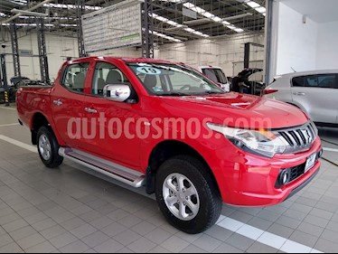 Mitsubishi L200 4x4 2.5L DI-D Cabina Doble usado (2019) color Rojo precio $377,000