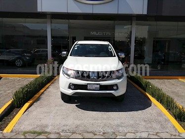 foto Mitsubishi L200 GLS DIESEL DOBLE CABINA 4X4 usado (2017) color Blanco precio $289,000