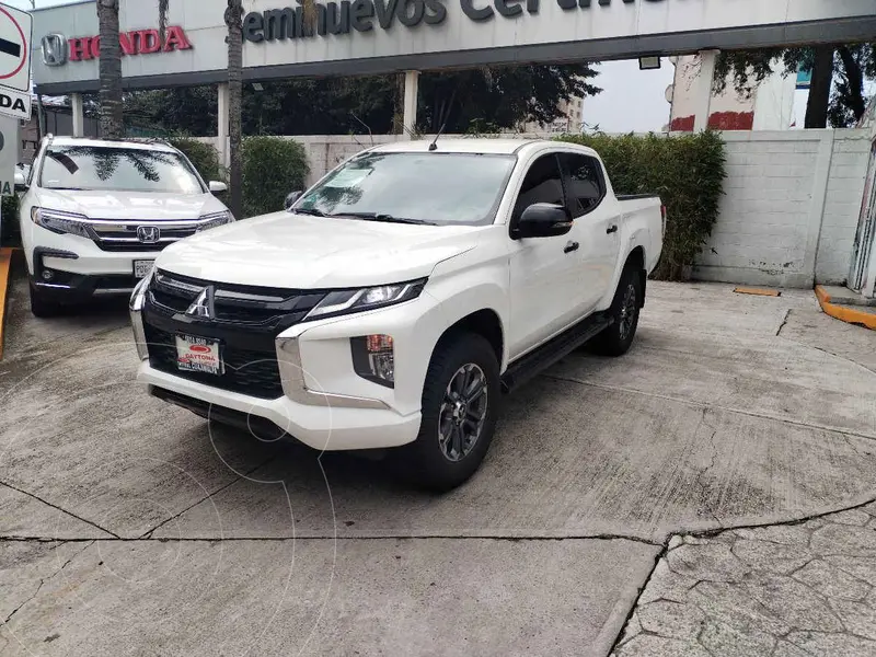 Mitsubishi L200 Limited Diésel 4x4 Aut (2023)
