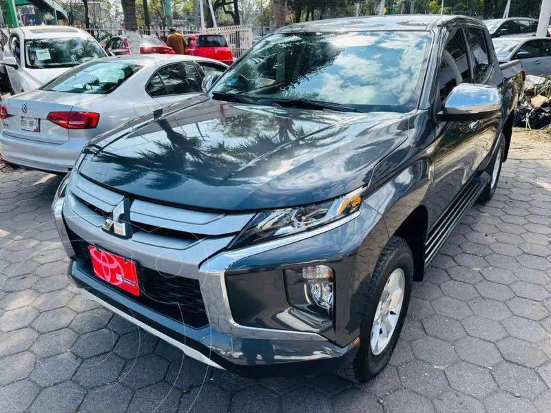 Foto Mitsubishi L200 GLS Diesel  4x4 Aut usado (2024) color Gris financiado en mensualidades(enganche $128,194 mensualidades desde $11,387)