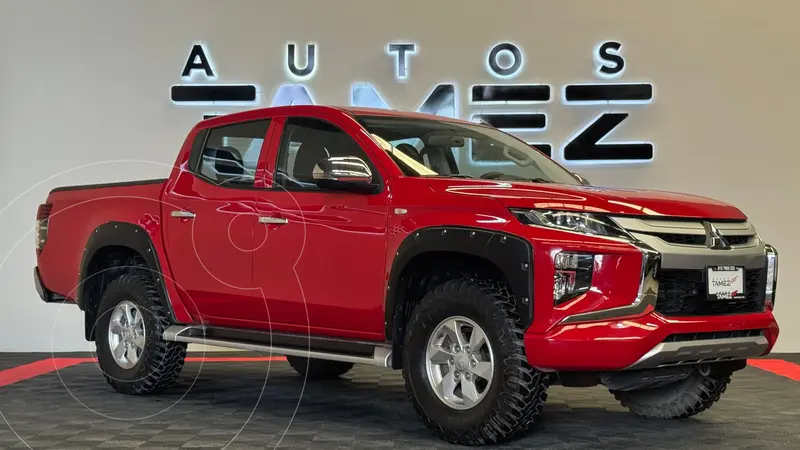 Foto Mitsubishi L200 GLX 4x2 usado (2022) color Rojo precio $375,000