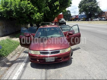 Mitsubishi Lancer 1.6 L4,1.6i,16v A 1 1 usado (2007) color Rojo precio u$s2.300