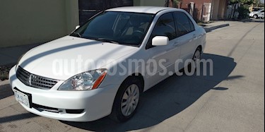 Foto venta Auto usado Mitsubishi Lancer ES (2007) color Blanco precio $61,500