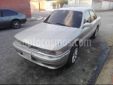 Foto venta carro usado Mitsubishi MF Version sin siglas L4 2.0i 16V color Gris precio u$s950