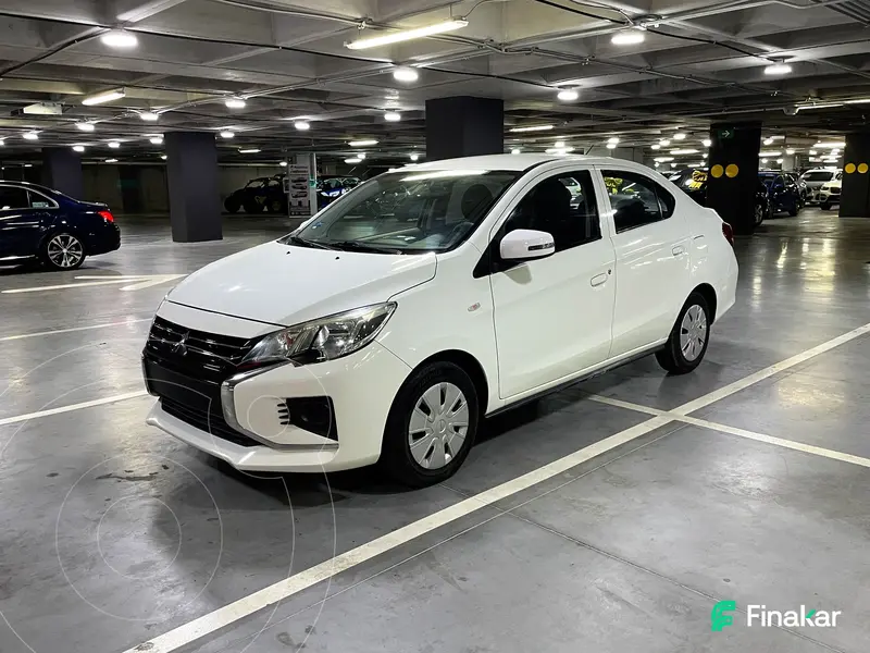 Foto Mitsubishi Mirage G4 GLS usado (2022) color Blanco precio $199,000