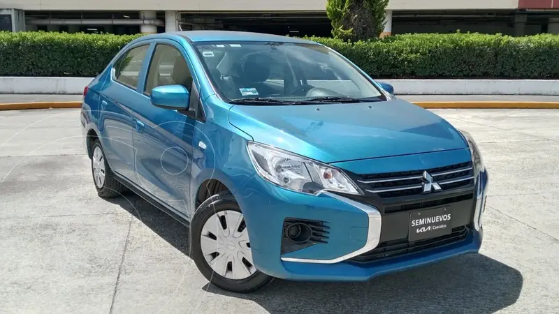 Foto Mitsubishi Mirage GLX CVT usado (2023) color Azul precio $219,800