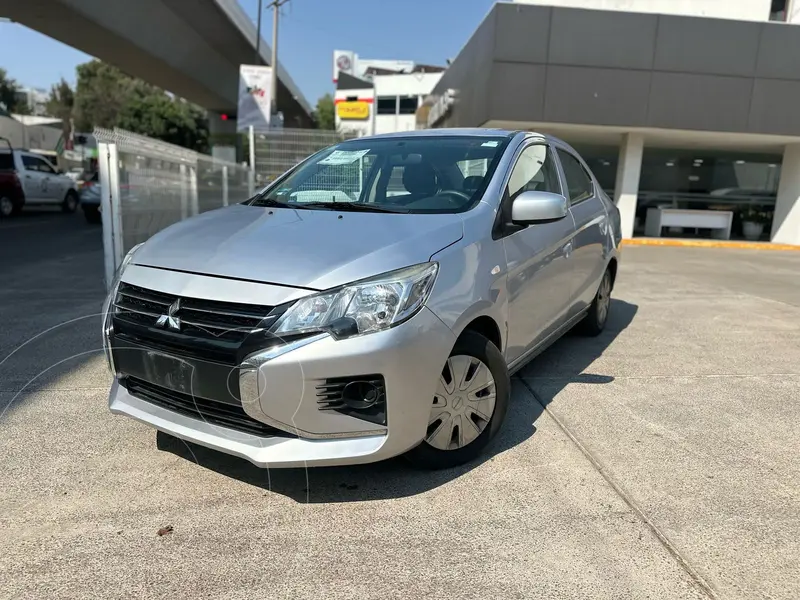 Foto Mitsubishi Mirage GLX CVT usado (2023) color plateado financiado en mensualidades(enganche $48,378 mensualidades desde $5,431)