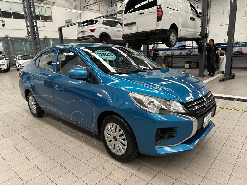 Foto Mitsubishi Mirage GLX CVT usado (2023) color Azul precio $209,000