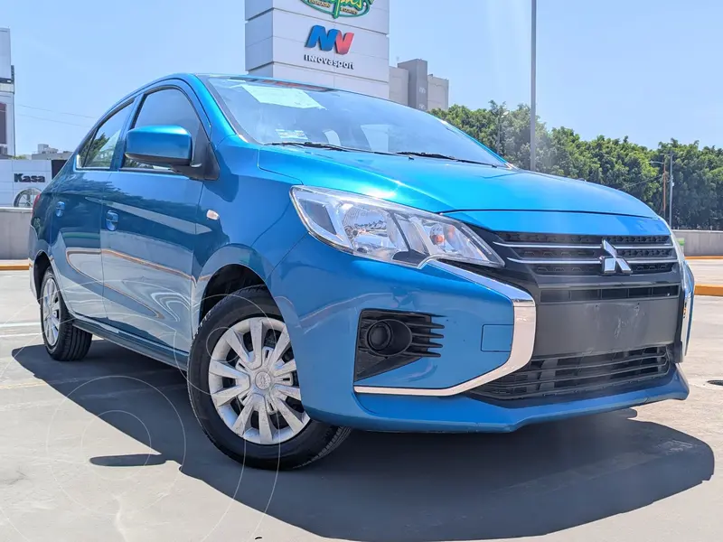 Foto Mitsubishi Mirage GLX CVT usado (2023) color Azul precio $195,000
