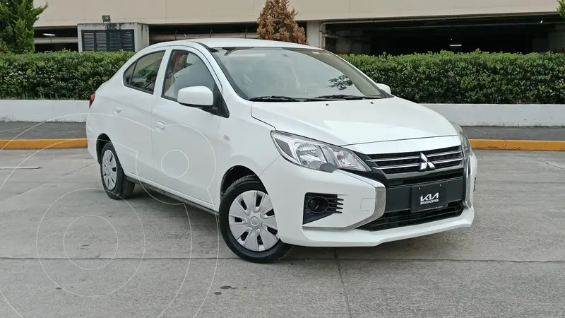 Foto Mitsubishi Mirage GLX CVT usado (2022) color Blanco precio $195,000