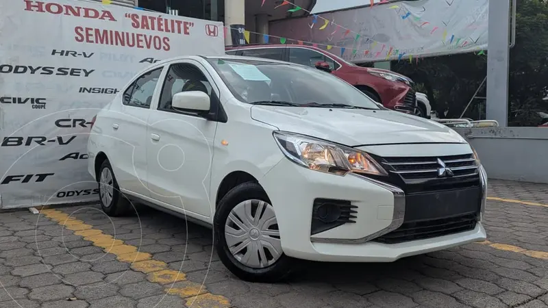 Foto Mitsubishi Mirage GLX CVT usado (2023) color Blanco precio $199,900