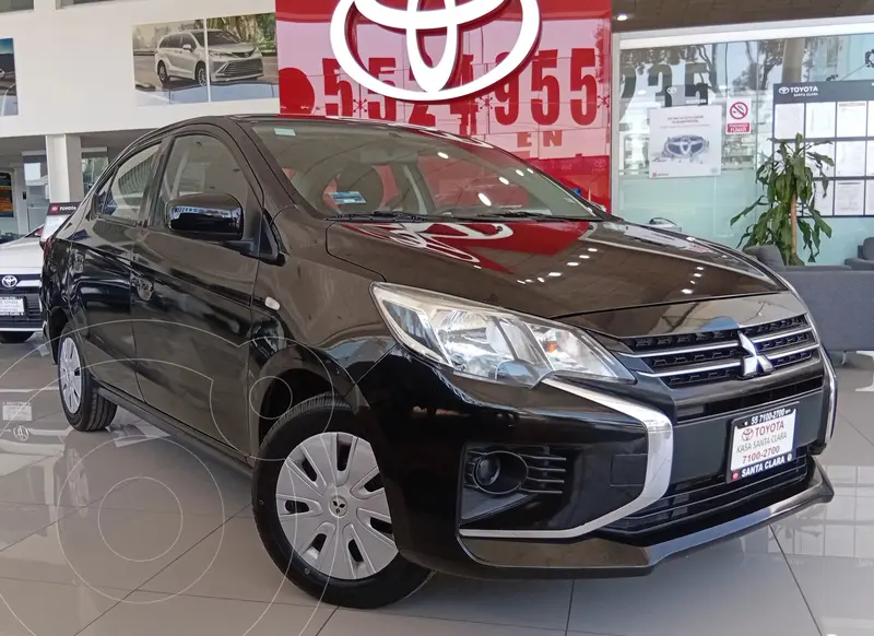 Foto Mitsubishi Mirage GLX CVT usado (2022) color Negro precio $215,000