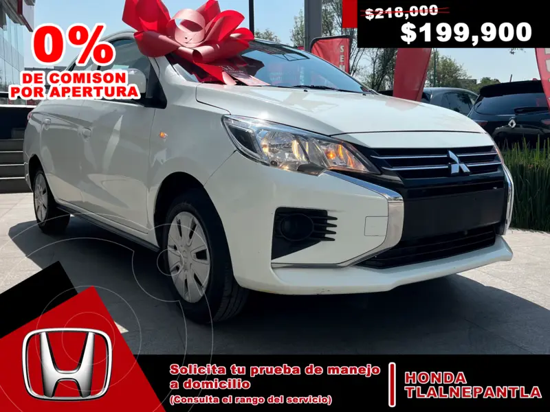 Foto Mitsubishi Mirage GLX CVT usado (2023) color Blanco precio $198,900