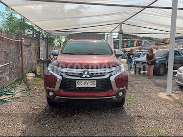 foto Mitsubishi Montero Sport 2.4 4X2 Aut usado (2018) color Rojo precio $18.500.000
