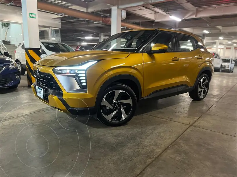 Foto Mitsubishi Outlander PHEV SE Plus White Diamond usado (2025) color Amarillo precio $459,000