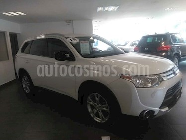 Foto venta Auto usado Mitsubishi Outlander 2.4L SE (2015) color Blanco precio $229,000