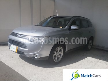 foto Mitsubishi Outlander 2.4L usado (2014) color Plata precio $64.990.000