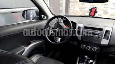Mitsubishi Outlander 3.0L 4x4 usado (2010) color Gris precio $45.000.000