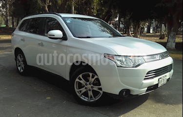 Foto venta Auto usado Mitsubishi Outlander 5p Limited L4/2.4 Aut (2014) color Blanco precio $238,000