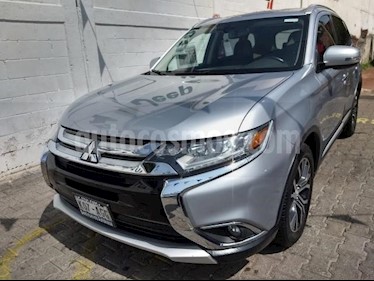 foto Mitsubishi Outlander 5p Limited L4/2.4 Aut usado (2016) color Plata precio $350,000