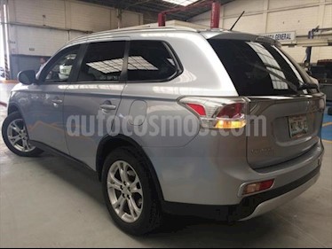 Foto venta Auto usado Mitsubishi Outlander 5p SE L4/2.4 Aut (2015) color Plata precio $265,000
