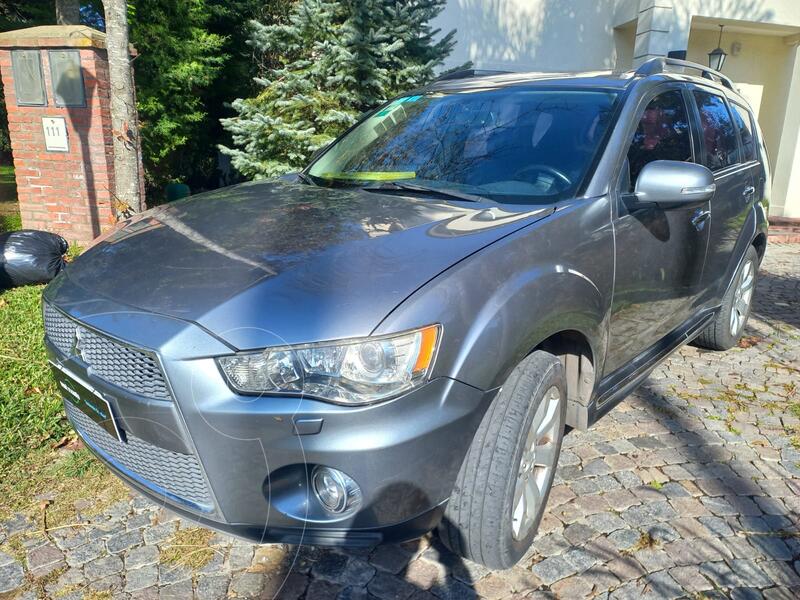 Foto Mitsubishi Outlander GLS 2.4 usado (2013) color Gris precio u$s14.500