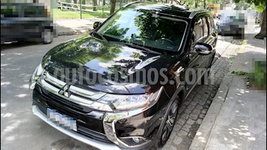 Foto venta Auto usado Mitsubishi Outlander GLS 2.4 (2018) color Negro precio $1.930.000
