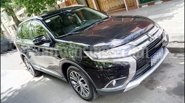 Foto venta Auto usado Mitsubishi Outlander GLS 2.4 (2018) color Negro precio $1.690.000