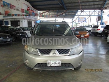Mitsubishi Outlander 2.4L ES usado (2008) color Gris precio $105,000