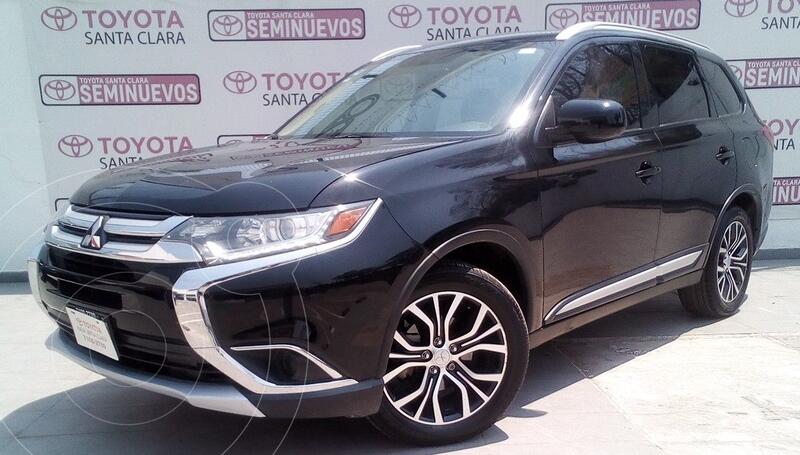 Mitsubishi Outlander 2.4L ES usado (2018) color Negro precio $368,000