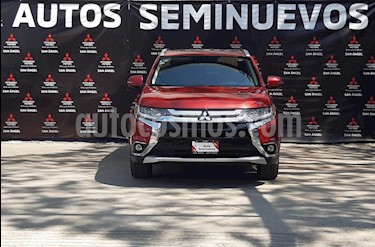 Mitsubishi Outlander 2.4L SE Plus usado (2018) color Rojo Ardent precio $329,999
