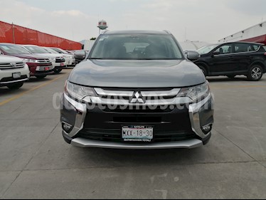 foto Mitsubishi Outlander Limited usado (2016) color Gris Titanio precio $255,000