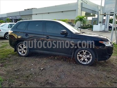 foto Mitsubishi Outlander 5P SE L4/2.4 AUT usado (2014) color Negro precio $175,000