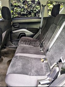 Mitsubishi Outlander 2.4L LS usado (2011) color Plata precio $125,000