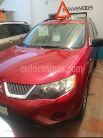 Mitsubishi Outlander 2.4L ES usado (2009) color Rojo precio $114,000
