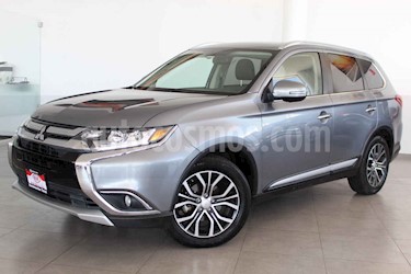 Mitsubishi Outlander 5p Limited L4/2.4 Aut usado (2017) color Gris precio $325,000