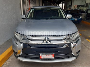 foto Mitsubishi Outlander 2.4L SE Plus usado (2016) color Plata precio $279,000