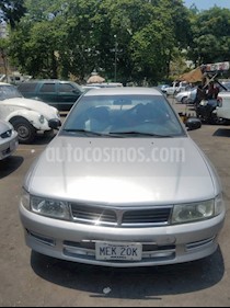 Foto venta carro usado Mitsubishi Signo Plus (2006) color Plata precio BoF2.300