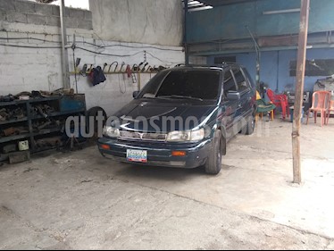 Foto venta carro usado Mitsubishi Space Wagon Version Sin Siglas L4,2.4i,16v A 2 1 (1992) color Azul precio BoF1.100