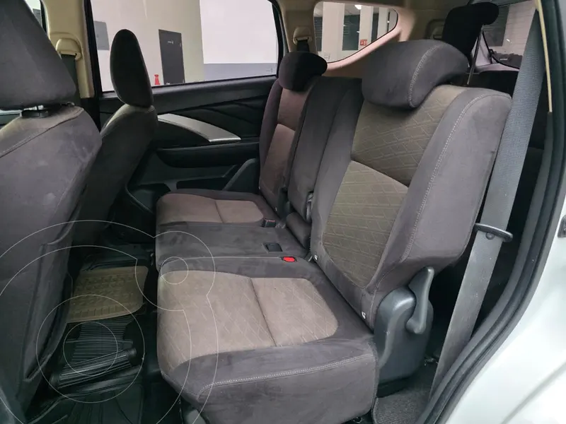 mitsubishi xpander-cross