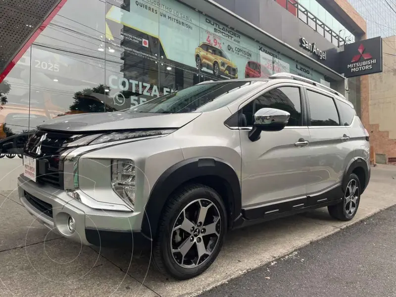 Foto Mitsubishi Xpander Cross 1.5L Cross usado (2023) color Gris precio $339,000