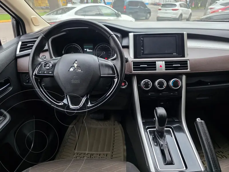 mitsubishi xpander-cross
