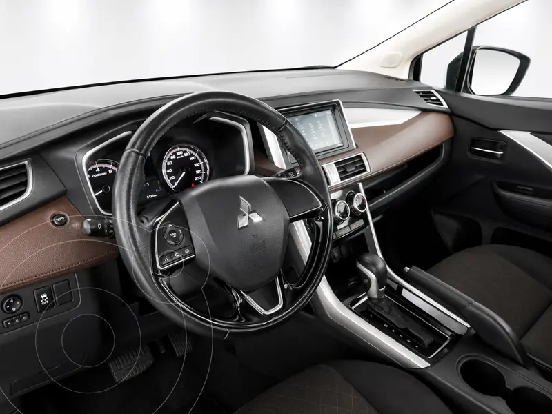 mitsubishi xpander