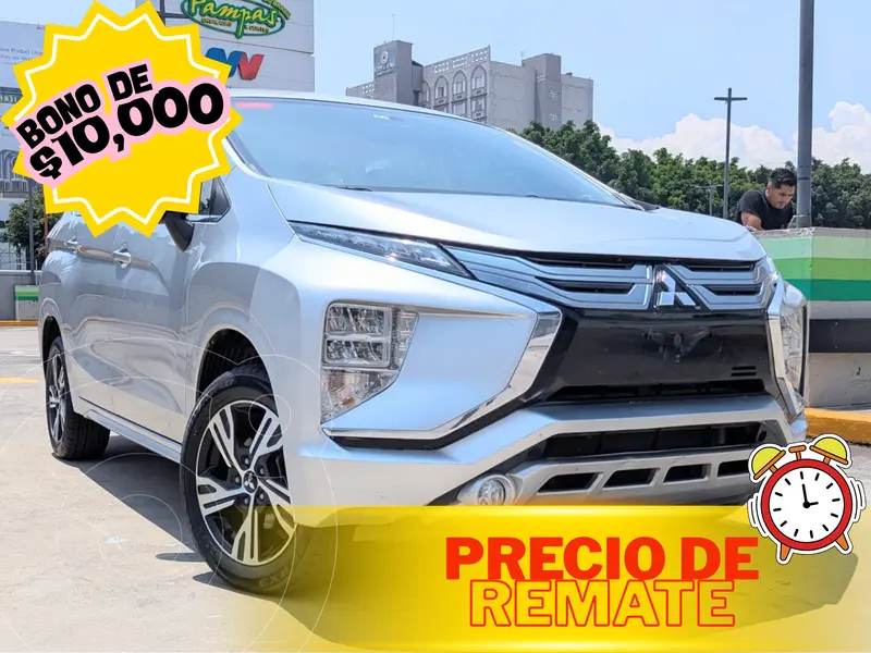 Foto Mitsubishi Xpander 1.5L usado (2022) color plateado precio $269,000
