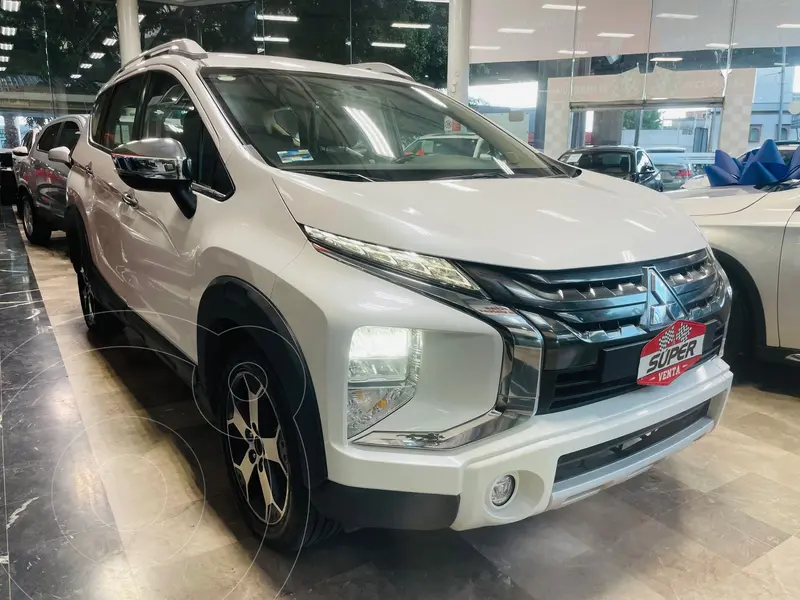 Foto Mitsubishi Xpander 1.5L usado (2023) color Blanco financiado en mensualidades(enganche $124,982 mensualidades desde $5,259)