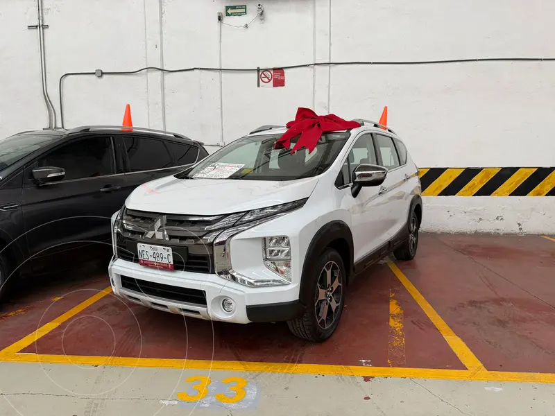 Foto Mitsubishi Xpander 1.5L Limited usado (2023) color Blanco Perla financiado en mensualidades(enganche $77,500 mensualidades desde $7,000)
