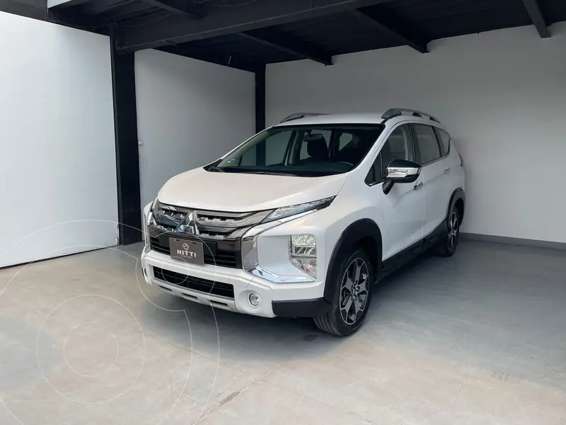 Foto Mitsubishi Xpander 1.5L usado (2023) color Blanco precio $329,000