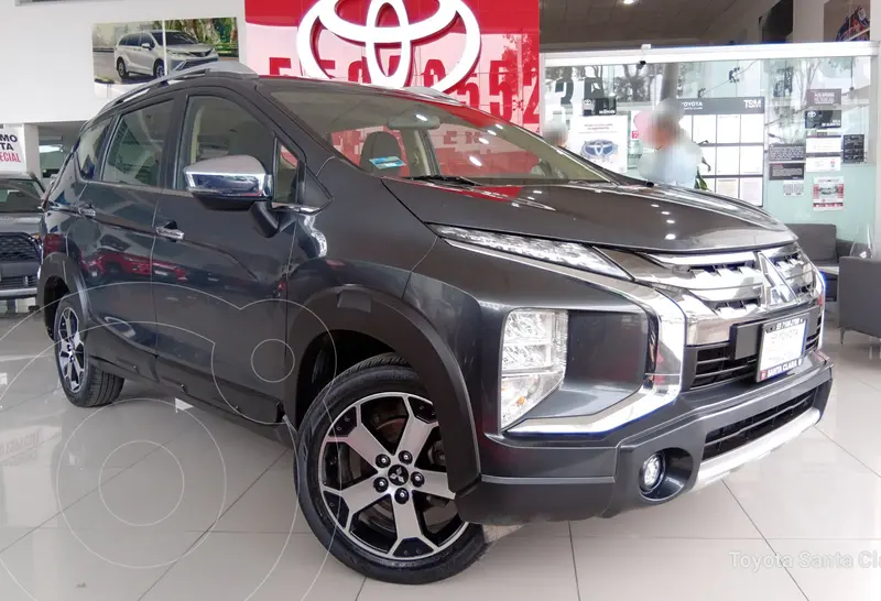 Foto Mitsubishi Xpander 1.5L usado (2023) color Gris financiado en mensualidades(enganche $129,580 mensualidades desde $5,567)
